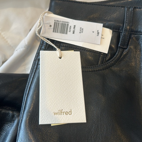 Aritzia Melina Pant in Black - Picture 5 of 5